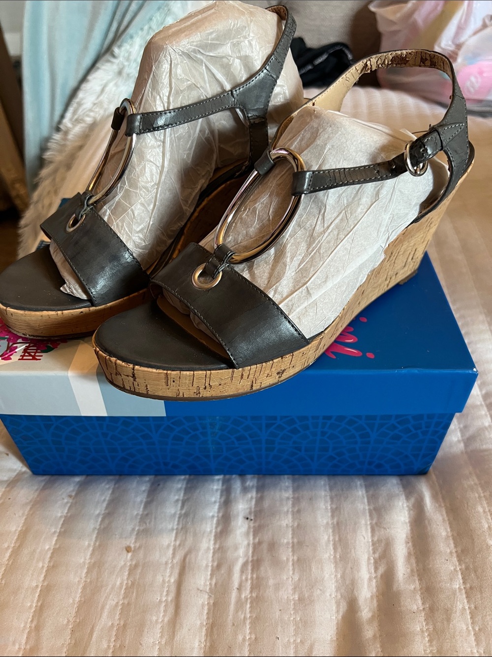 Grey leather Wedges